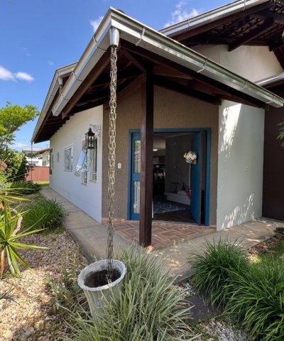 Casa  Nereu Ramos - Jaragu� do Sul