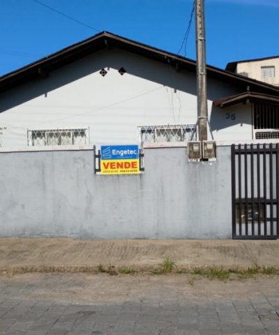 Casa - Nova Esperan�a - Guaramirim