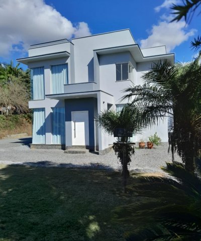 Sobrado Centro de Massaranduba