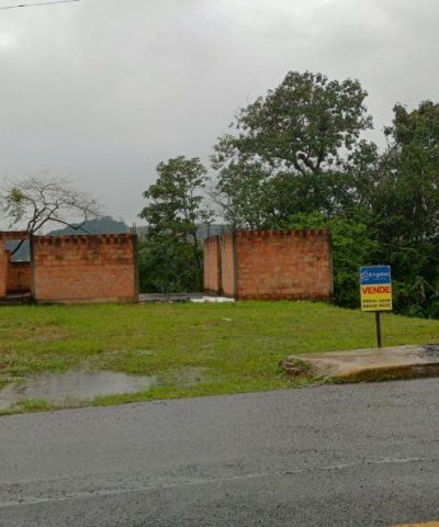 Terreno �gua Verde