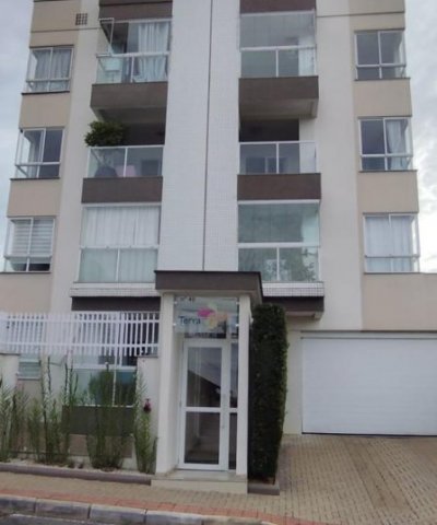 Apartamento com Su�te na Vila Lalau